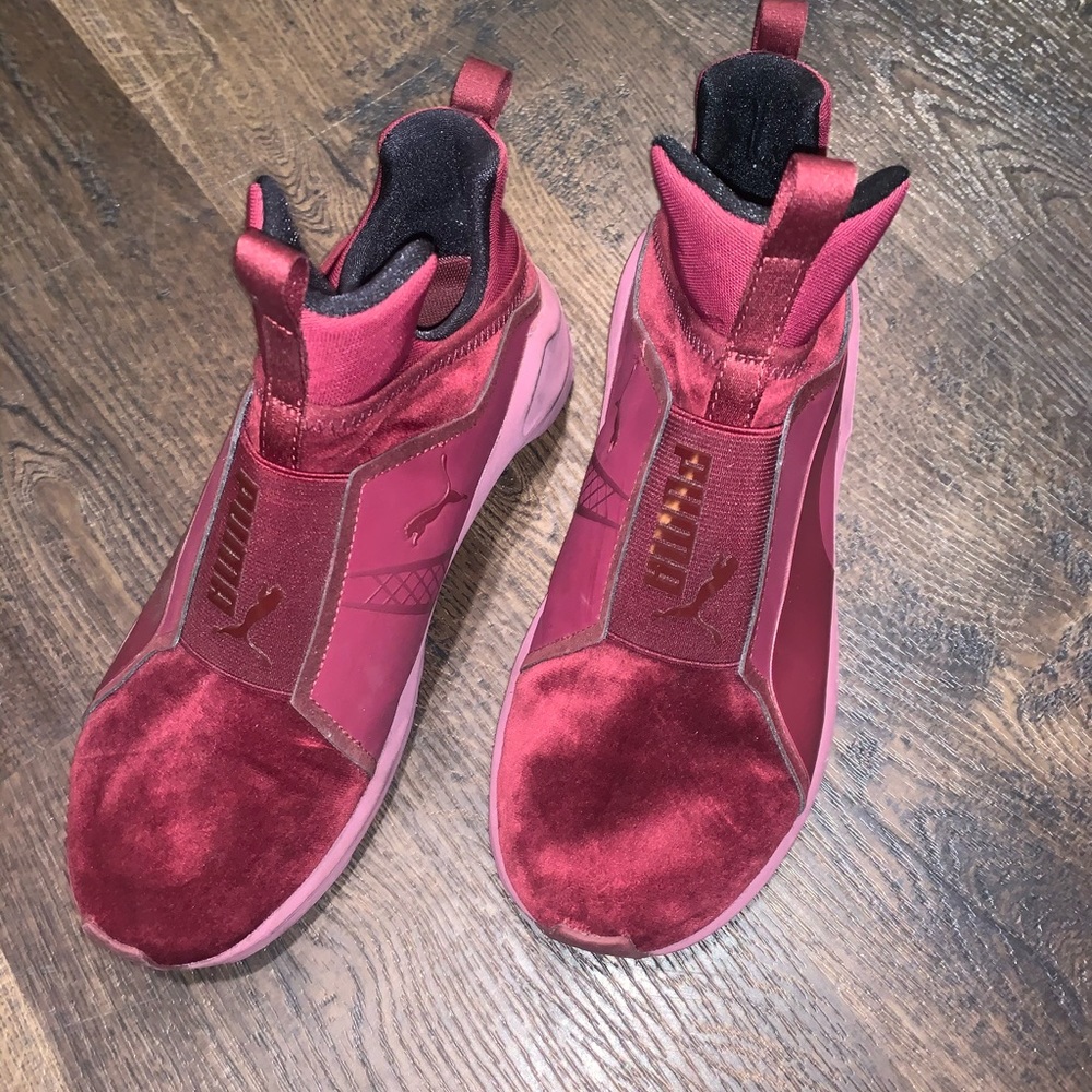Puma Sneakers